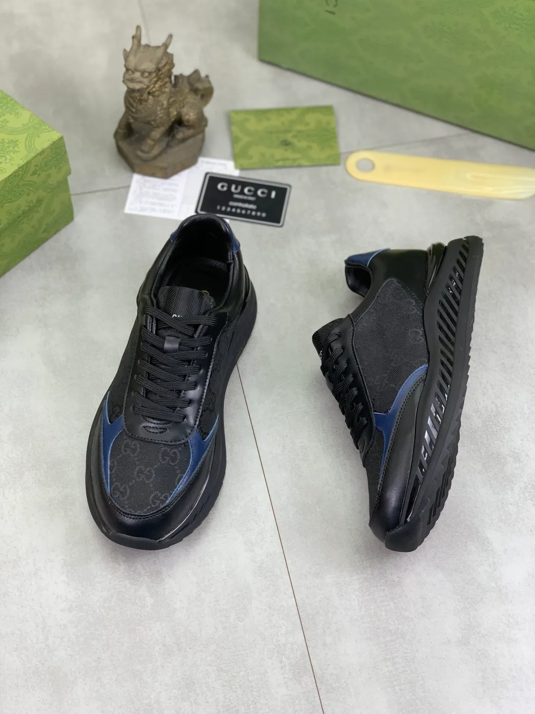 Men's shoes 💰P460💰【New model】🆘 The latest model from Gucci official website🎁Classic casual and fashionable men's shoes👟Best model💥The style is simple and elegant, exclusive for trendy men. Unique official website latest brand elements👑Gucci original decoration, fashionable and generous, the fabric is made of original soft calfskin➕Comfortable soft pigskin lining ✅Wear-resistant rubber outsole specified on the official website_Full of elasticity, the classic model taken at the counter 🎬Color: 4⃣️colors available😍Number of yards: 38-44 (45 46 customized)